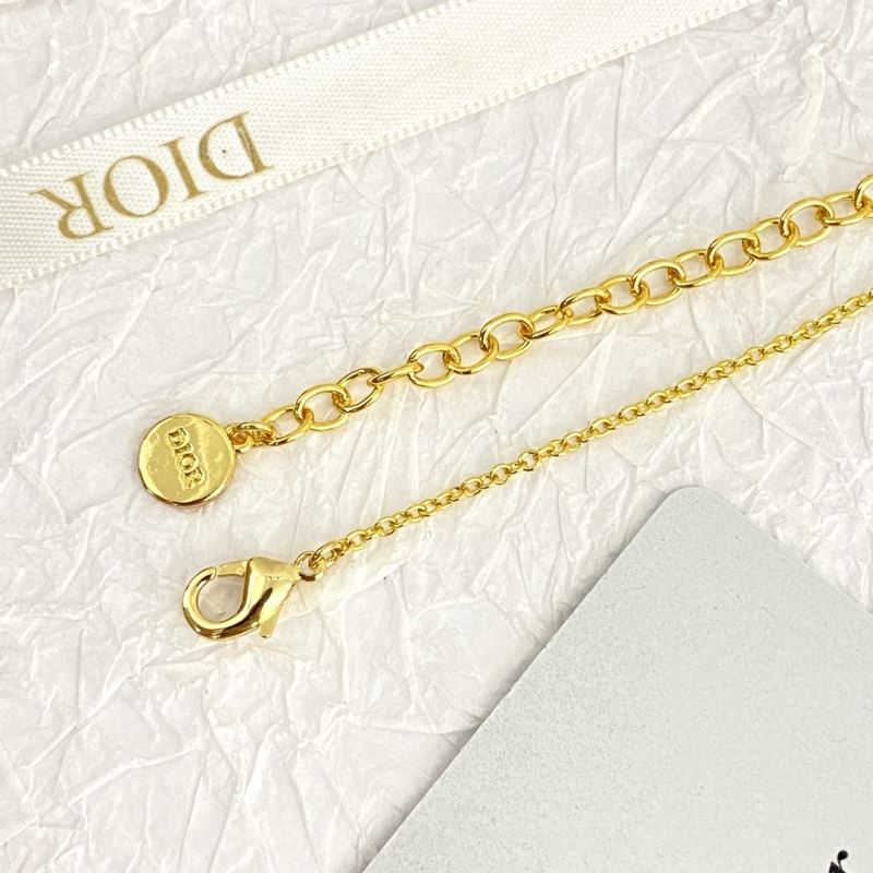 chr1st1an D10r necklaces